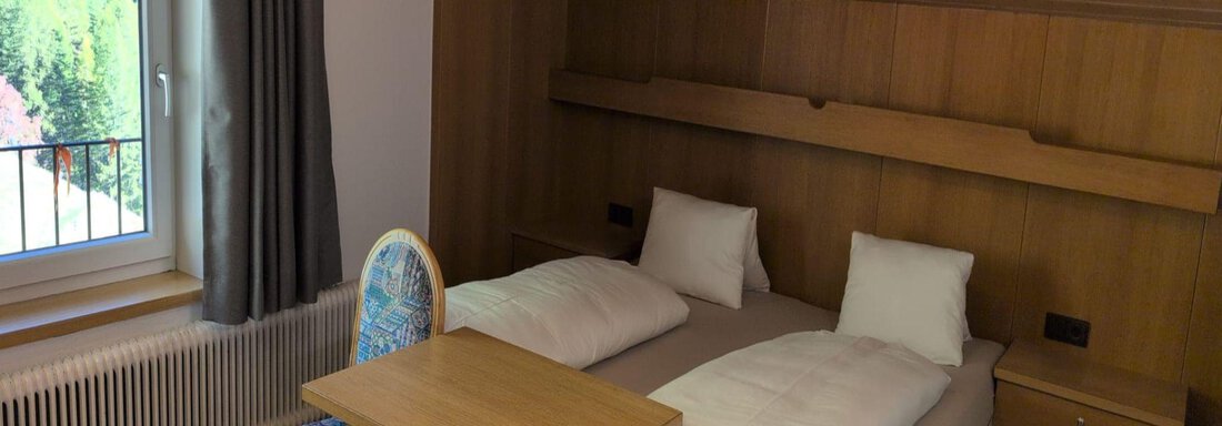 Doppelbett mit Dusche und Waschbecken - Appt. Rosmarie - Sölden