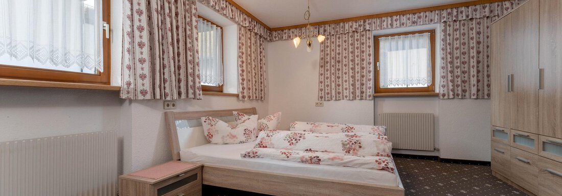 Schlafzimmer Schlafzimmer - Bauernhof Klotz - Sölden