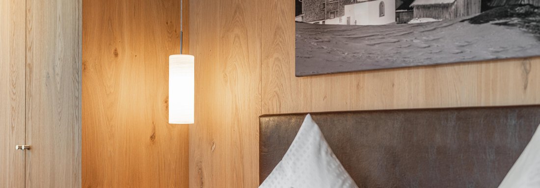 Doppelzimmer 105 Detailansicht - Garni Concordia - Sölden