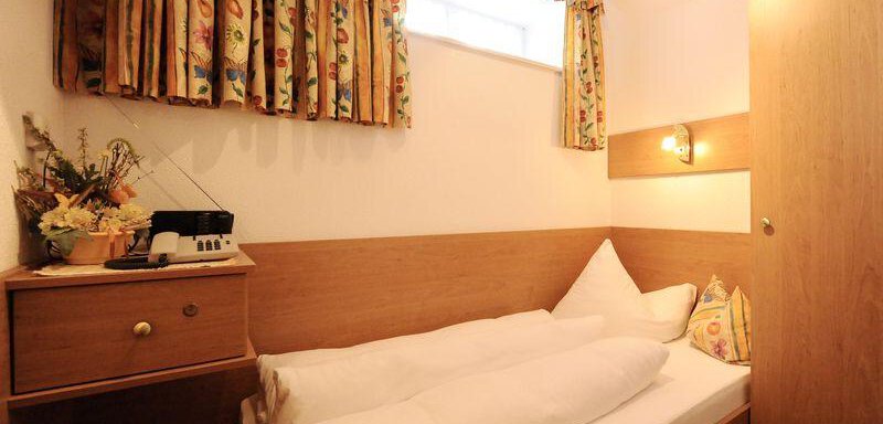 Einzelzimmer | © Ofner & Partner Einzelzimmer - Gästeheim Prantl - Sölden