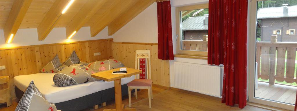 Familienzimmer Komfort "Zirbe" 25 Familienzimmer Komfort "Zirbe" 25 - Pension Waldesruh - Sölden