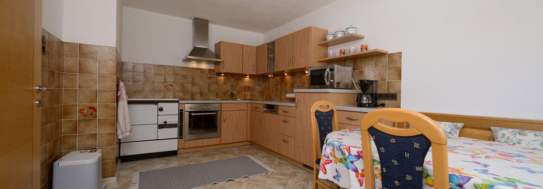 Küche mit Esstisch - Apart Martina - Umhausen