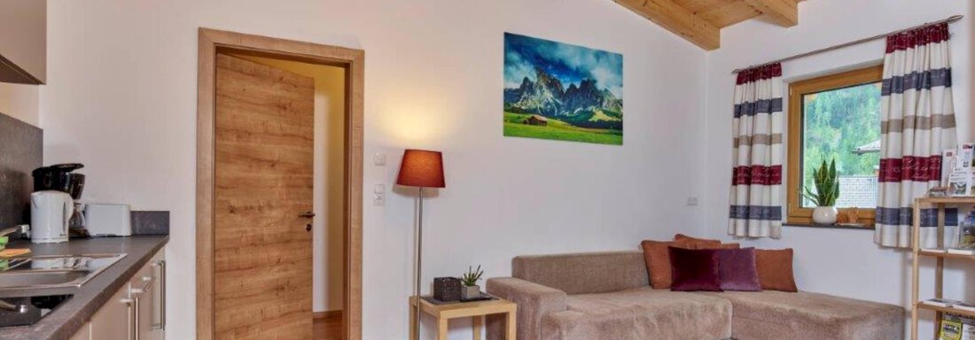 Wohnküche mit gemütlicher Sitzgelegenheit Wohnküche mit gemütlicher Sitzgelegenheit - Appartement Bergkristall - Umhausen