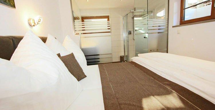 Doppelzimmer mit DU/WC - Appartement Heidi - Umhausen