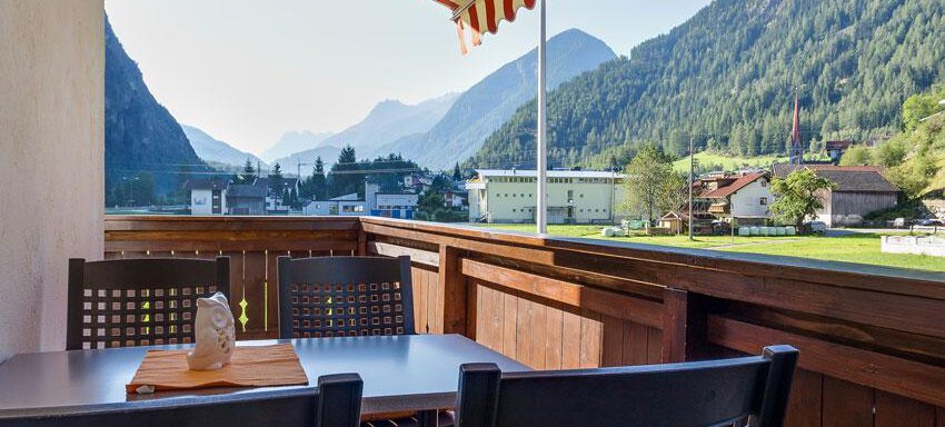 Ausblick "Bianca" - Biancas Ferienwohnung im Haus Roswitha - Umhausen