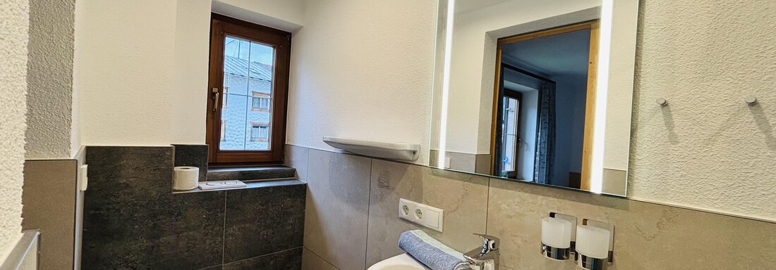 Badezimmer - Chrysanth Hof - Umhausen