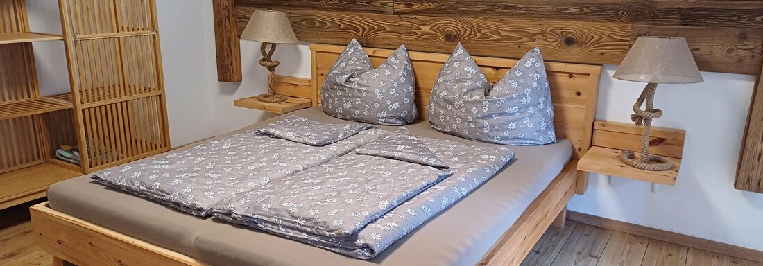 Schlafzimmer - Ferienwohnung Gruber - Umhausen