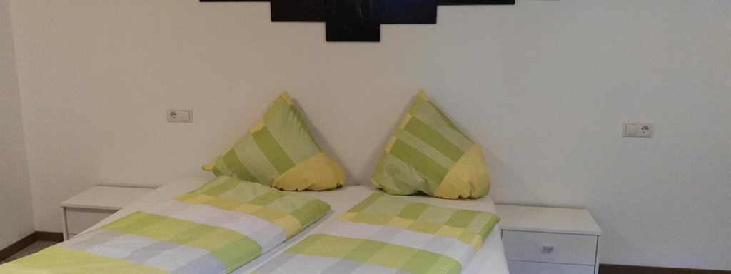 Schlafzimmer - Ferienwohnung Mair - Umhausen