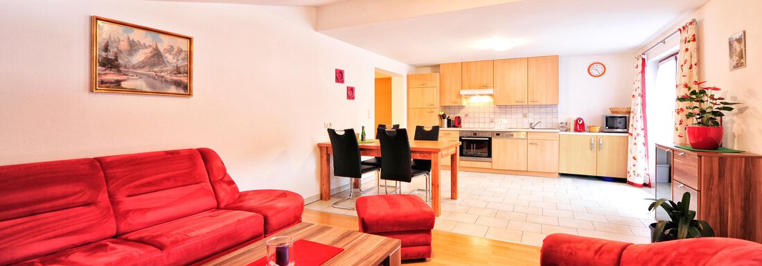 Wohn- und Essbereich - Ferienwohnung Sand - Umhausen