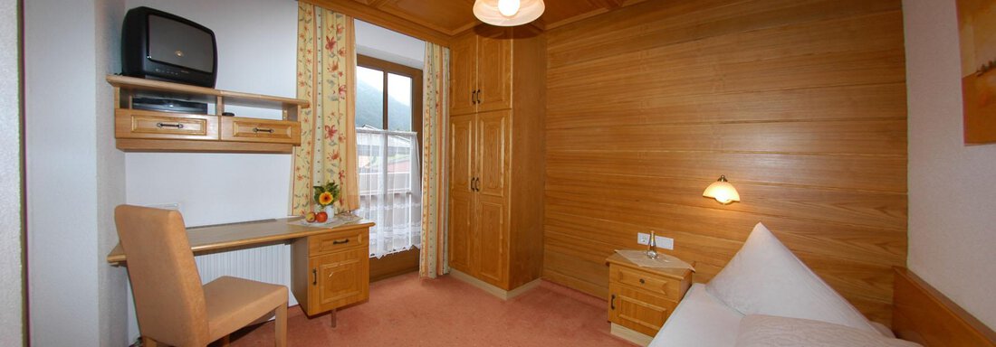 Erlangerblick Nr.4 Erlangerblick Nr.4 - Haus Romantika - Umhausen