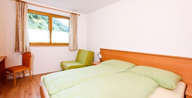 Schlafzimmer 2 - Michelas Hof 14155 - Umhausen