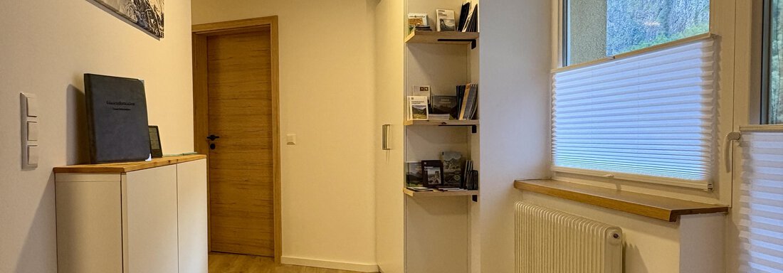 Flurbereich mit Spiele-und Kleiderschrank - Oetztal Auszeit Top 7 - Umhausen