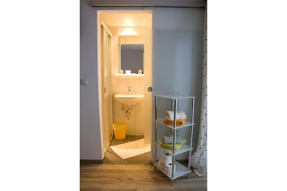 Badezimmer - Pension Edelweiss - Umhausen