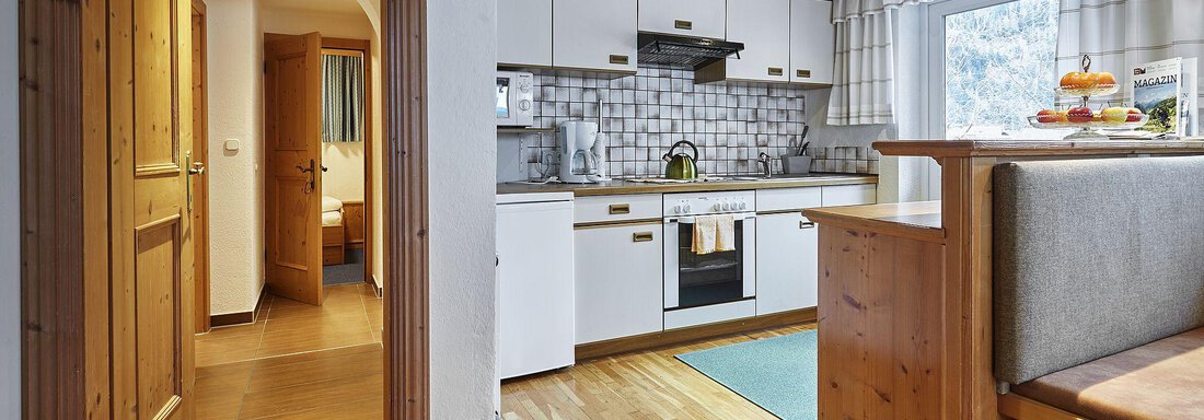 Küche mit Ausgang auf Sonnenterrase - Terrassenapartment Maria - Umhausen