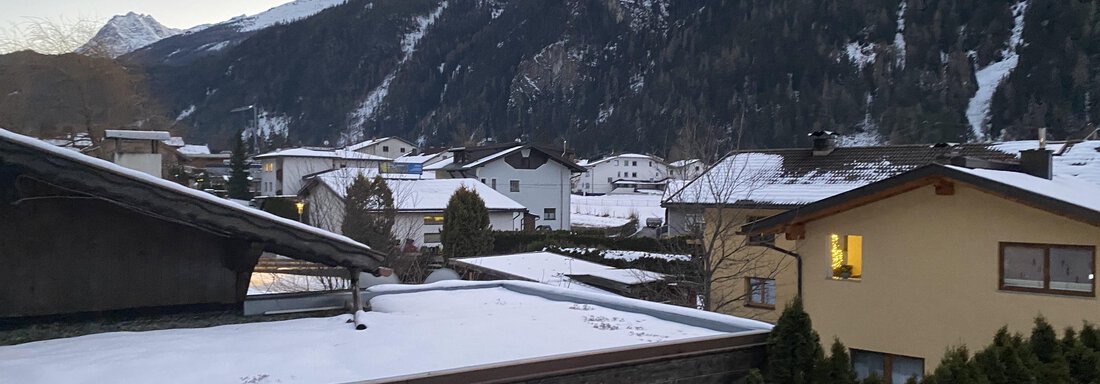 Blick von Balkon Blick von Balkon - Villa Bettina - Umhausen
