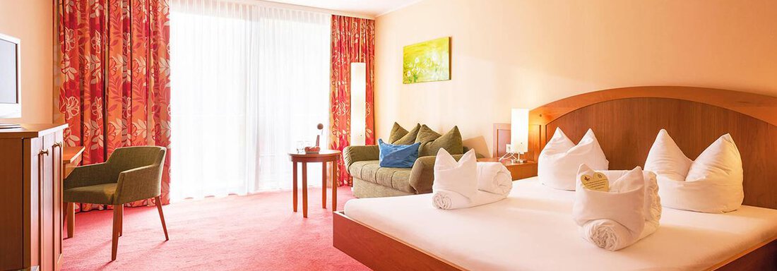Vivea Hotel Umhausen Wohlfühl Doppelzimmer | © Hannes Dabernig (CC BY) Vivea Hotel Umhausen Wohlfühl Doppelzimmer - Vivea 4* Hotel Umhausen im Ötztal - Umhausen