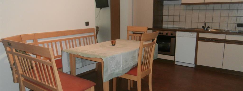 Ess- und Wohnbereich / Küchenansicht  App 2 - Haus Fiedelis'n - Zwieselstein